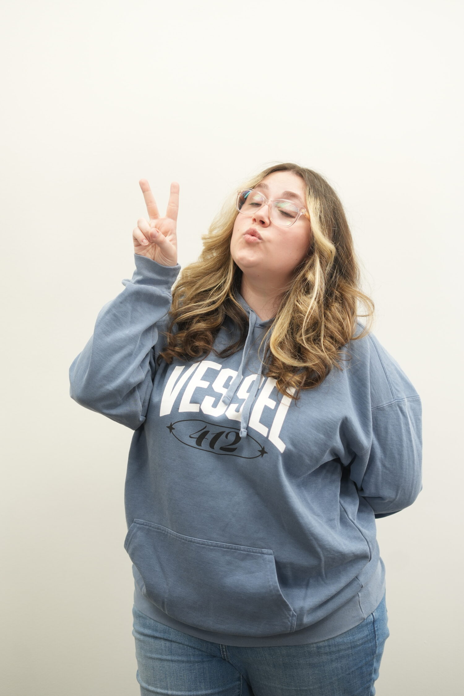 Vessel 412 Logo Hoodie - Image 7